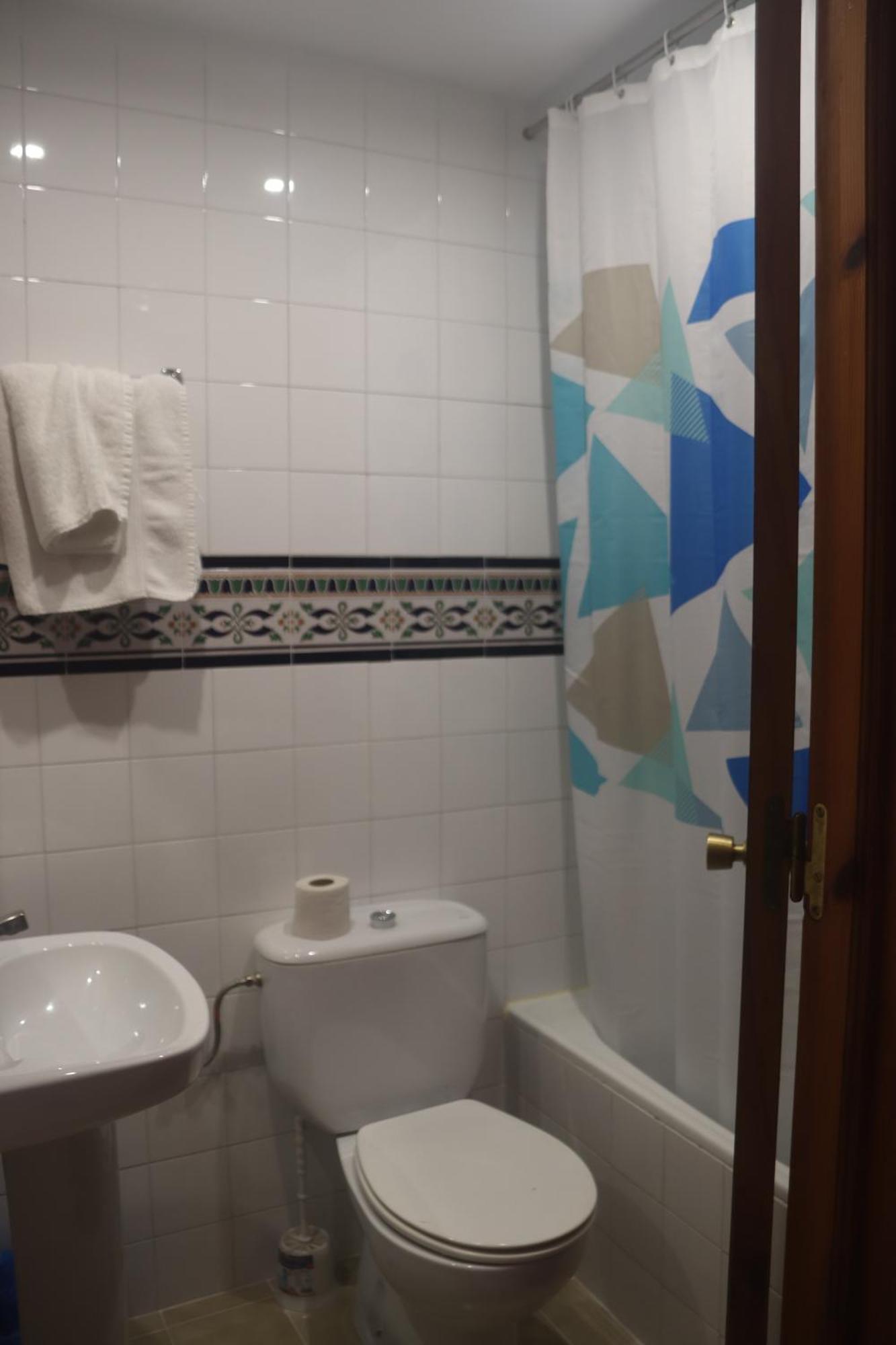 Hostal Moncada 가우신 외부 사진