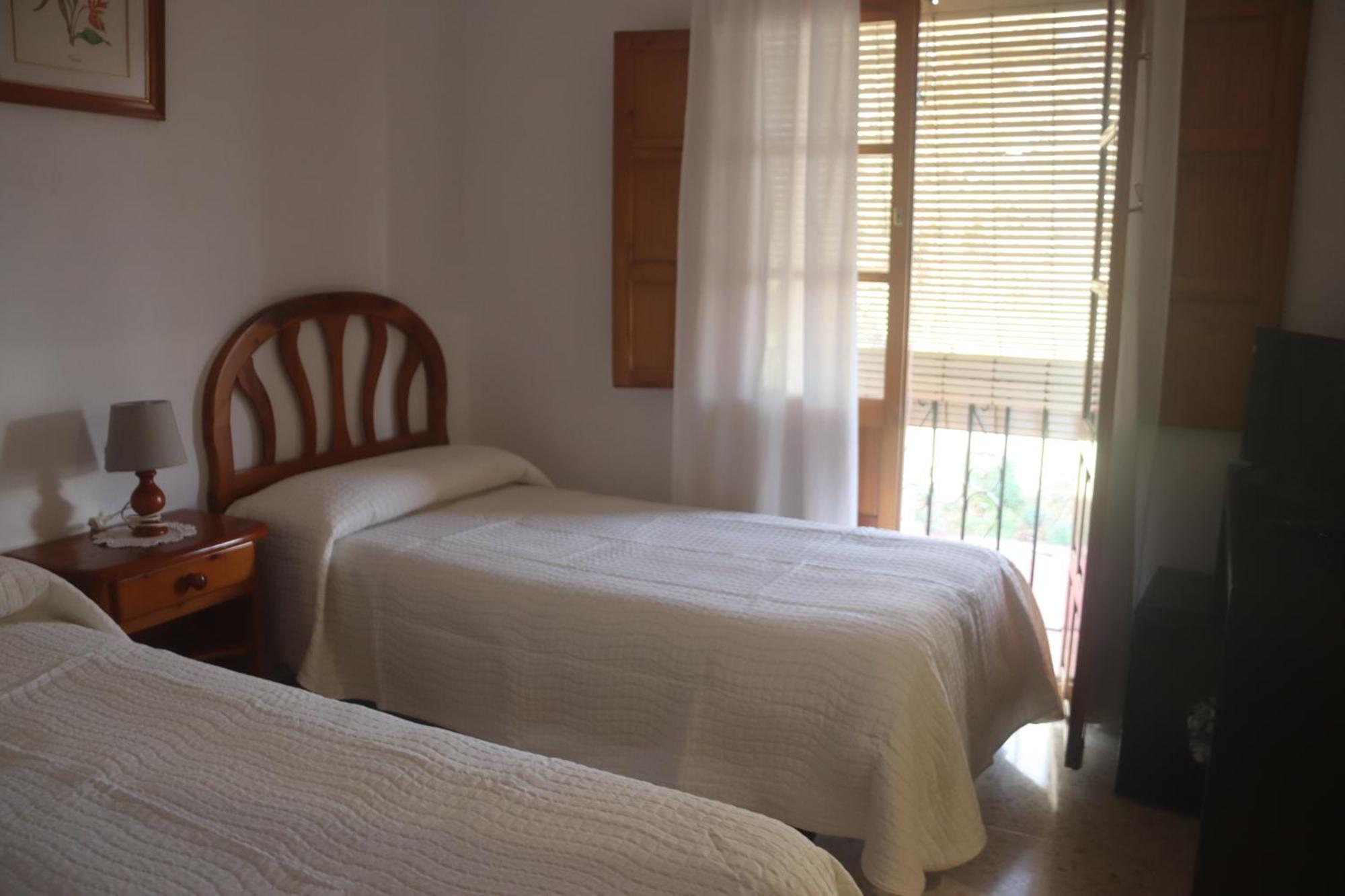 Hostal Moncada 가우신 외부 사진