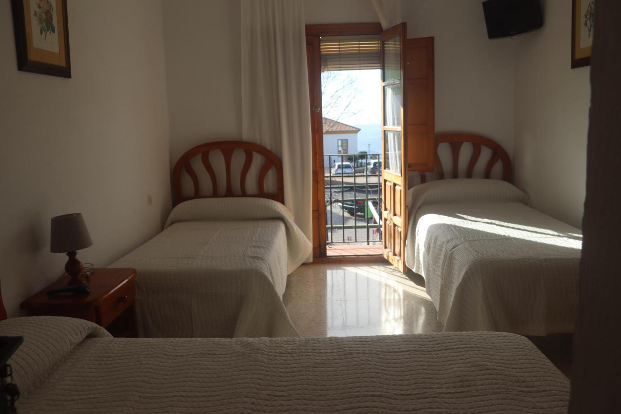 Hostal Moncada 가우신 외부 사진